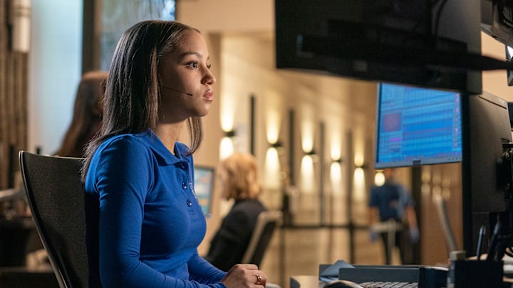 9-1-1: Corinne Massiah in the “There Goes The Neighborhood” episode of 9-1-1 airing Monday, March 1 (8:00-9:00 PM ET/PT) on FOX. CR: Jack Zeman / FOX. © 2021 FOX Media LLC.