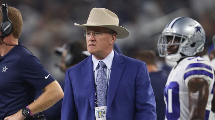 Dallas Cowboys physician Dr. Daniel Cooper on the sidelines during the game against the New York Giants at AT&T Stadium. 
