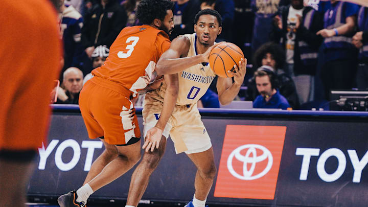 The UW's Mekhi Mason has entered the transfer portal. 