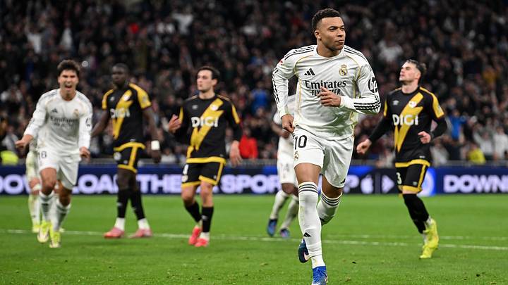 Real Madrid CF v Rayo Vallecano de Madrid - LaLiga EA Sports Real Madrid CF v Rayo Vallecano de Madrid - LaLiga EA Sports