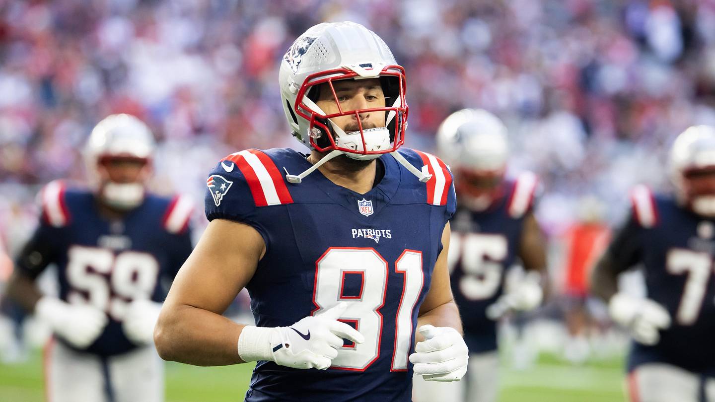 Patriots TE Motivated By Defensive Teammate
