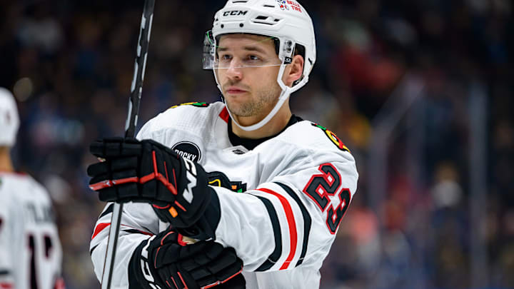 Chicago Blackhawks v Vancouver Canucks