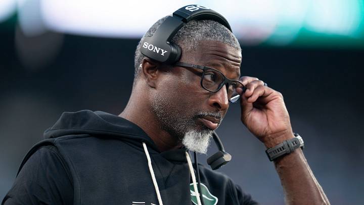 New York Jets head coach Aaron Glenn New York Jets head coach Aaron Glenn