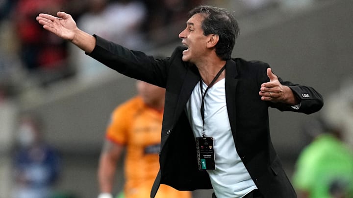 Argentino chamou atenção da cúpula alvinegra após passagem pelo Barcelona de Guayaquil Argentino chamou atenção da cúpula alvinegra após passagem pelo Barcelona de Guayaquil