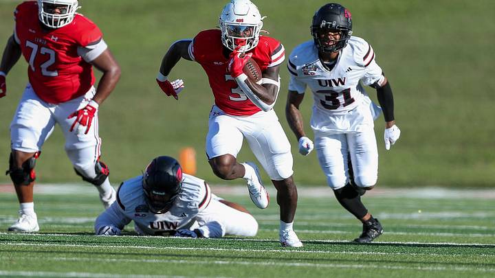 Lamar running back Parker Jenkins (3) Lamar running back Parker Jenkins (3)