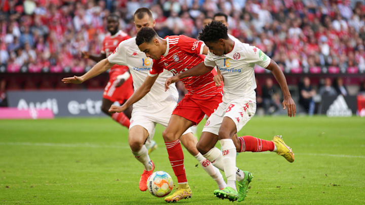 FC Bayern München v 1. FSV Mainz 05