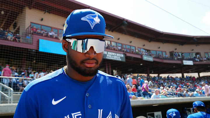 Orelvis Martinez should be the Reds target in trade talks with the Blue Jays.