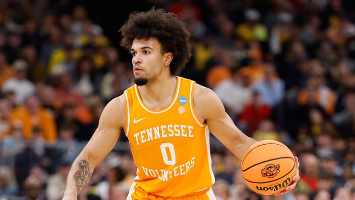 Mar 29, 2026; Chicago, IL, USA; Tennessee Volunteers guard Ja'Kobi Gillespie (0) drives the ball in the first half against the Michigan Wolverines during an Elite Eight game of the Midwest Regional of the men's 2026 NCAA Tournament at United Center. Mandatory Credit: Kamil Krzaczynski-Imagn Images