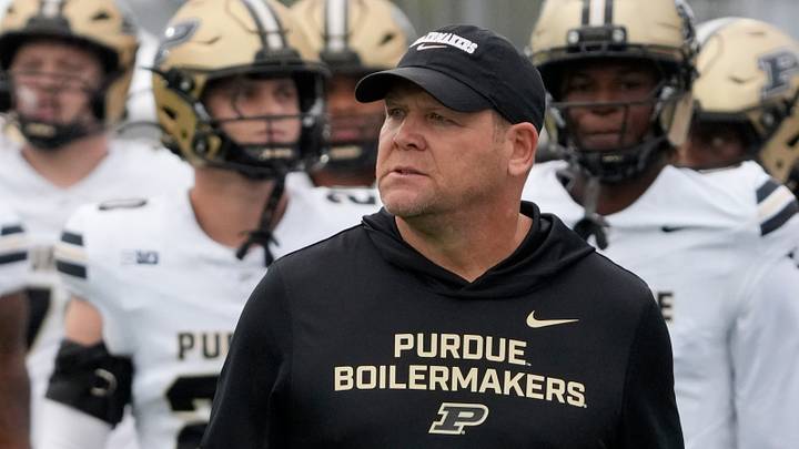 Oct 18, 2025; Evanston, Illinois, USA; Purdue Boilermakers head coach Barry Odom takes the field with his team in a game against the Northwestern Wildcats at Northwestern Medicine Field at Martin Stadium. Mandatory Credit: David Banks-Imagn Images Oct 18, 2025; Evanston, Illinois, USA; Purdue Boilermakers head coach Barry Odom takes the field with his team in a game against the Northwestern Wildcats at Northwestern Medicine Field at Martin Stadium. Mandatory Credit: David Banks-Imagn Images