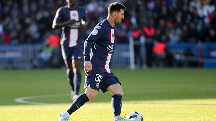 Paris Saint-Germain v AJ Auxerre - Ligue 1