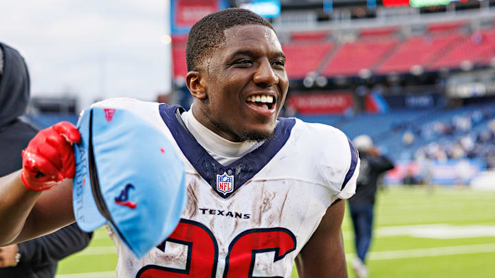 Houston Texans v Tennessee Titans