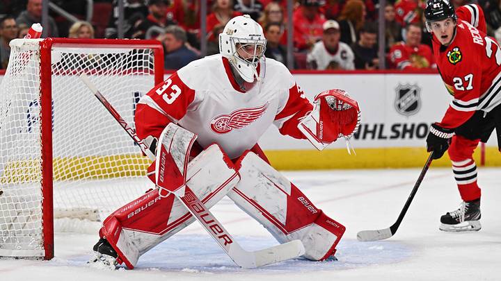 Oct 1, 2022; Chicago, Illinois, USA; Detroit Red Wings goaltender Sebastian Cossa (33) defends the net against the Chicago Blackhawks at United Center. Mandatory Credit: Jamie Sabau-Imagn Images Oct 1, 2022; Chicago, Illinois, USA; Detroit Red Wings goaltender Sebastian Cossa (33) defends the net against the Chicago Blackhawks at United Center. Mandatory Credit: Jamie Sabau-Imagn Images
