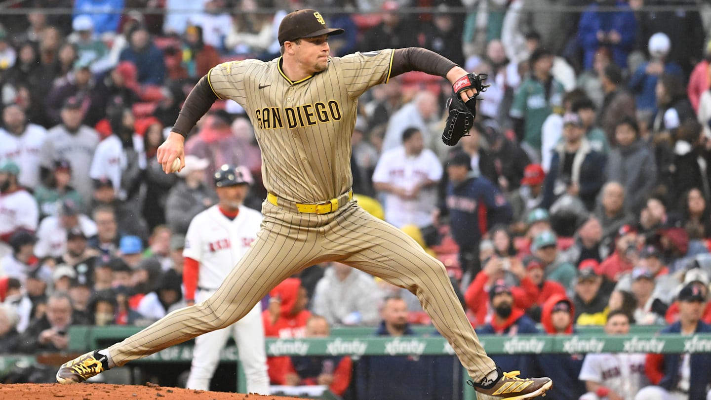 Padres Rally to Win Opener of MLB’s Mexico City Series