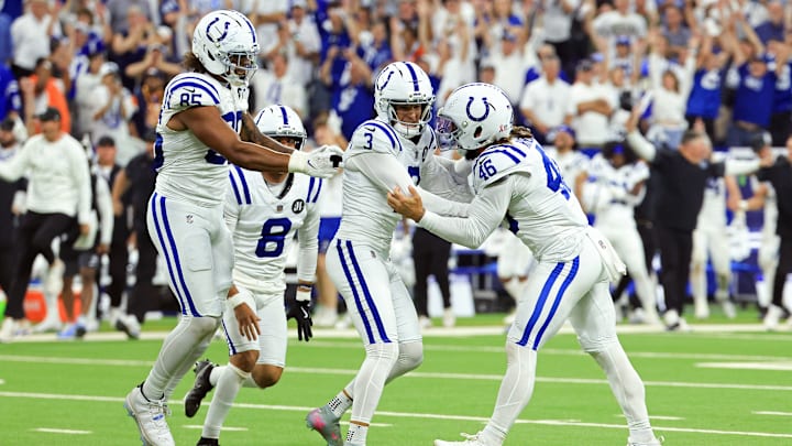 Denver Broncos v Indianapolis Colts