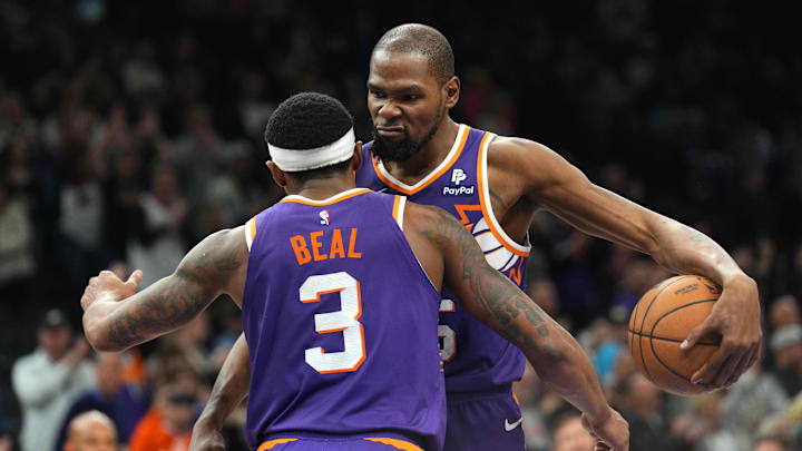 Jan 21, 2024; Phoenix, Arizona, USA; Phoenix Suns guard Bradley Beal (3) and Phoenix Suns forward Kevin Durant (35) hug during the second half of the game against the Indiana Pacers at Footprint Center. Mandatory Credit: Joe Camporeale-Imagn Images Jan 21, 2024; Phoenix, Arizona, USA; Phoenix Suns guard Bradley Beal (3) and Phoenix Suns forward Kevin Durant (35) hug during the second half of the game against the Indiana Pacers at Footprint Center. Mandatory Credit: Joe Camporeale-Imagn Images