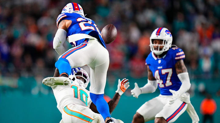 Buffalo Bills v Miami Dolphins