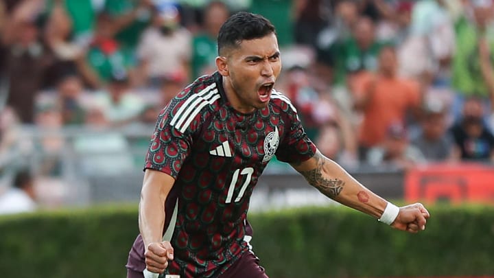 Orbelín Pineda sigue en la mira de Chivas