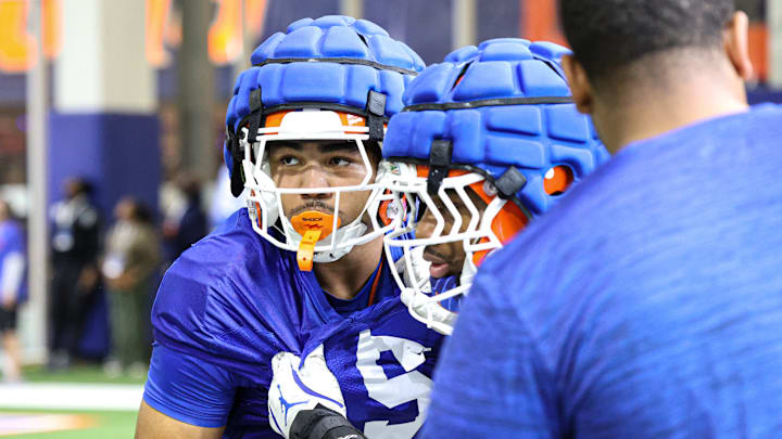 Florida Gators freshman edge rusher Jayden Woods is turning heads in Spring Florida Gators freshman edge rusher Jayden Woods is turning heads in Spring