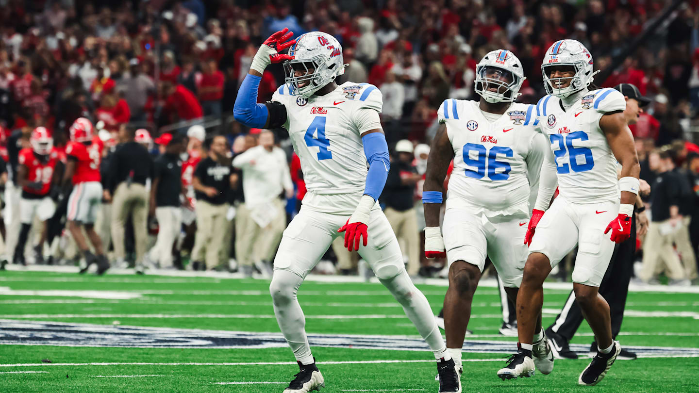 Ole Miss Football Dishes Out Offer to Minnesota Gophers, Texas A&M Aggies EDGE Target