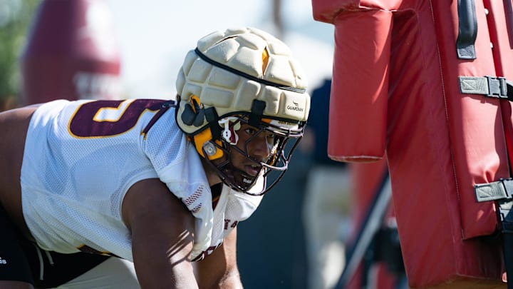 Defensive lineman Elijah O'Neal (15) works out at Sun Devils spring football practice at ASU's Kajikawa practice fields on March 27, 2025, in Tempe, Ariz. Defensive lineman Elijah O'Neal (15) works out at Sun Devils spring football practice at ASU's Kajikawa practice fields on March 27, 2025, in Tempe, Ariz.