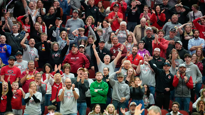 The basketball season is sure to be another exciting one in Iowa, as teams work towards qualifying for state at Wells Fargo Arena in Des Moines. 