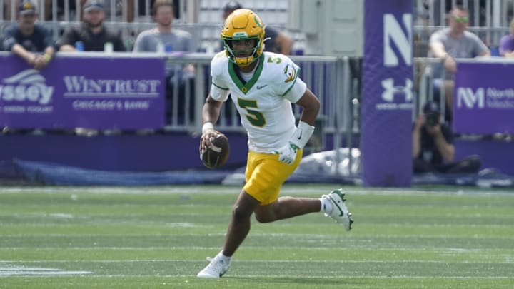 Dante Moore has looked poised and resourceful in Oregon's 4-0 start, but Saturday night in Happy Valley he faces a high-pressure defense in one of college football's toughest environments.