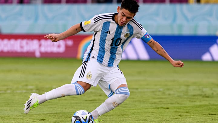 Claudio Echeverri: Next Gen Lionel Messi