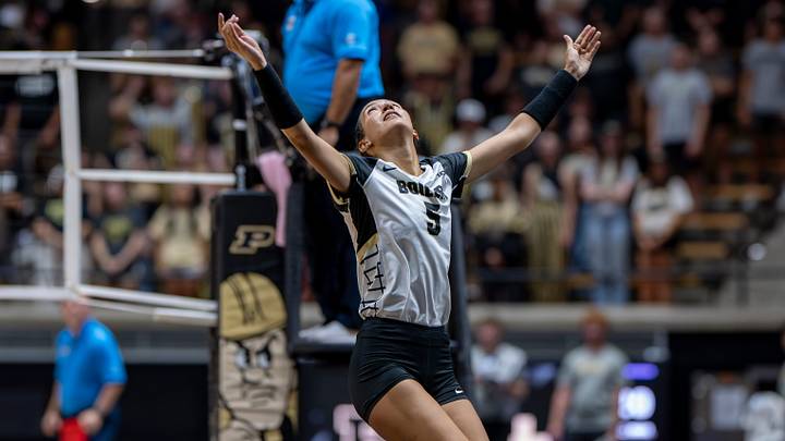 Purdue Junior Taylor Anderson (5) returns an errant dig back into play. Purdue Junior Taylor Anderson (5) returns an errant dig back into play.