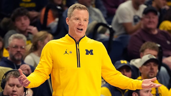 Michigan v Penn State Michigan v Penn State