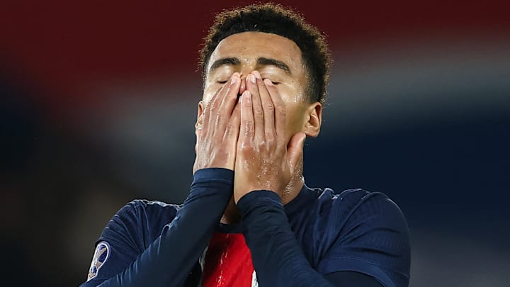 Désiré Doué a du mal à se faire une place à Paris.