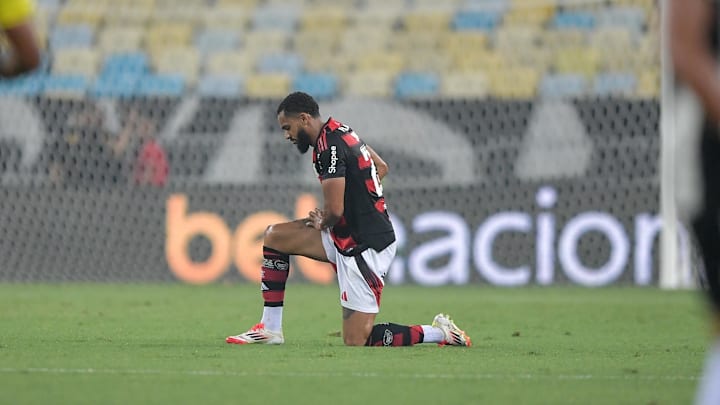 Juninho antes de acusar problema físico em jogo do Flamengo