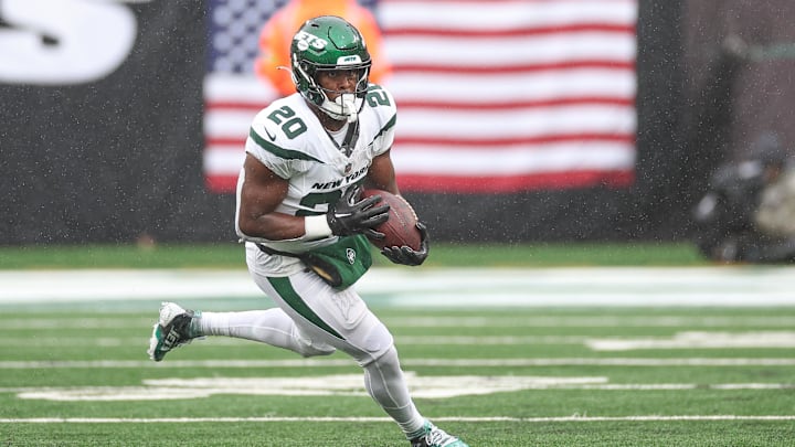 Sep 24, 2023; East Rutherford, New Jersey, USA; New York Jets running back Breece Hall (20) gains