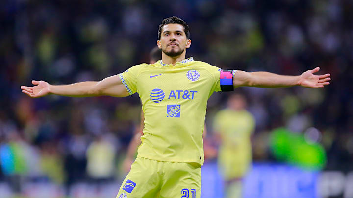Henry Martin celebra un gol con América. Henry Martin celebra un gol con América.