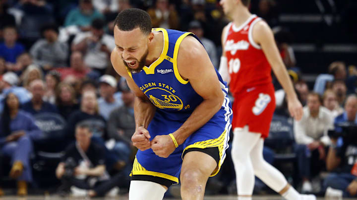 Apr 1, 2025; Memphis, Tennessee, USA; Golden State Warriors guard Stephen Curry (30) reacts during a time out during the first quarter against the Memphis Grizzlies at FedExForum. Mandatory Credit: Petre Thomas-Imagn Images Apr 1, 2025; Memphis, Tennessee, USA; Golden State Warriors guard Stephen Curry (30) reacts during a time out during the first quarter against the Memphis Grizzlies at FedExForum. Mandatory Credit: Petre Thomas-Imagn Images