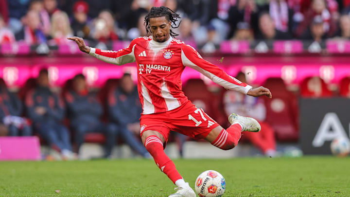 Michael Olise affronte le PSG avec le Bayern Munich