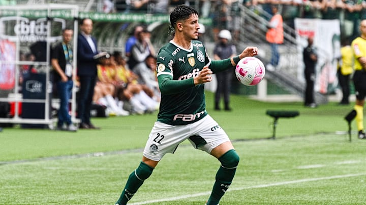 Piquerez marcou um belo gol na vitória do Palmeiras sobre o Inter de Limeira.