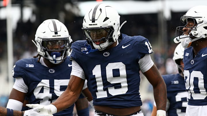 Penn State football defensive end Chaz Coleman