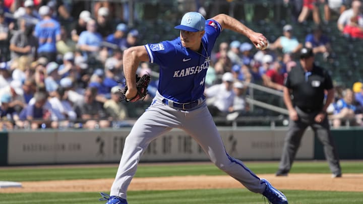 Mar 10, 2024; Mesa, Arizona, USA; Kansas City Royals pitcher Evan Sisk (47) throws in the second inning against the Oakland Athletics at Hohokam Stadium. Mandatory Credit: Rick Scuteri-Imagn Images Mar 10, 2024; Mesa, Arizona, USA; Kansas City Royals pitcher Evan Sisk (47) throws in the second inning against the Oakland Athletics at Hohokam Stadium. Mandatory Credit: Rick Scuteri-Imagn Images