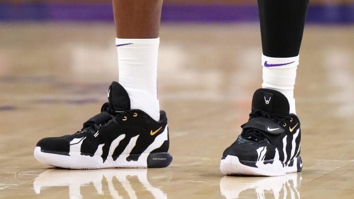 LeBron James wears the Nike LeBron 21.