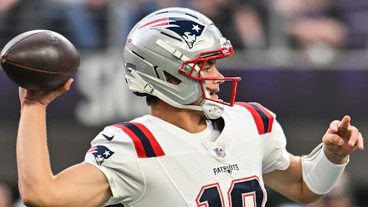 Aug 16, 2025; Minneapolis, Minnesota, USA; New England Patriots quarterback Drake Maye (10) throws a pass against the Minnesota Vikings during the first quarter at U.S. Bank Stadium. Mandatory Credit: Jeffrey Becker-Imagn Images Aug 16, 2025; Minneapolis, Minnesota, USA; New England Patriots quarterback Drake Maye (10) throws a pass against the Minnesota Vikings during the first quarter at U.S. Bank Stadium. Mandatory Credit: Jeffrey Becker-Imagn Images