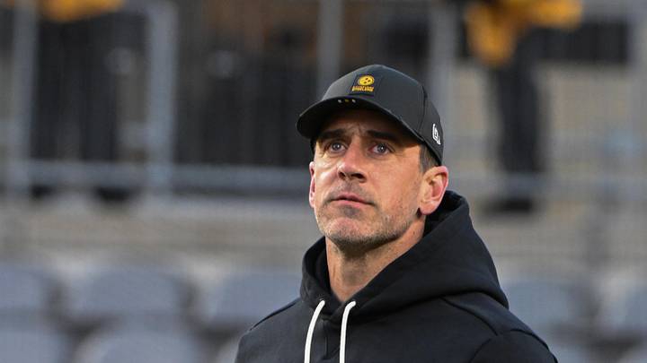 Pittsburgh Steelers quarterback Aaron Rodgers
