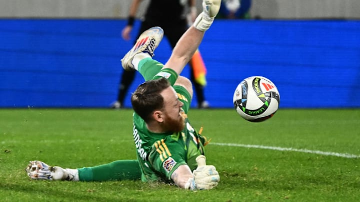 Viktor Johansson Leads Sweden to Victory Against Slovakia in UEFA Nations League