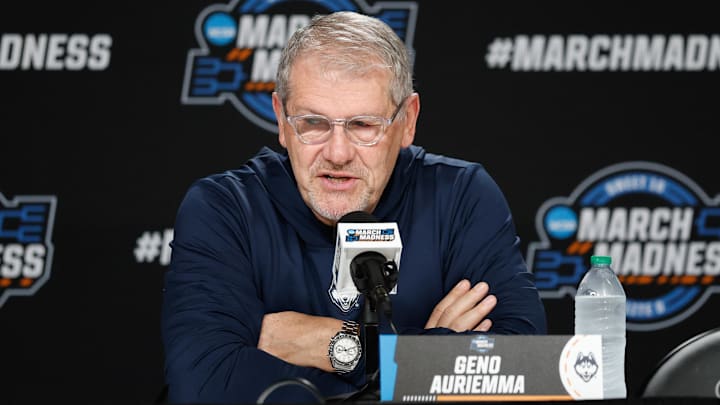 UConn Huskies head coach Geno Auriemma UConn Huskies head coach Geno Auriemma