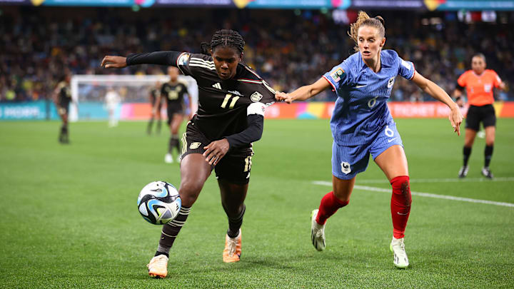 França e Jamaica abriram o Grupo F da Copa Feminina. 