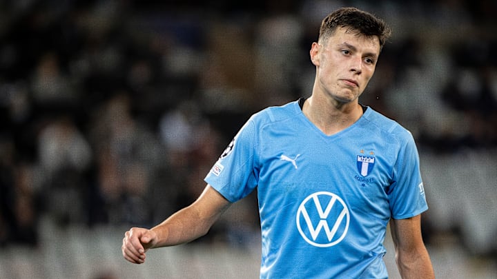 Anel Ahmedhodžić contre la Juventus avec Malmo