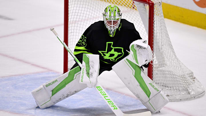 Mar 22, 2025; Dallas, Texas, USA; Dallas Stars goaltender Jake Oettinger (29) faces the Philadelphia Flyers attack during the first period at the American Airlines Center. Mandatory Credit: Jerome Miron-Imagn Images Mar 22, 2025; Dallas, Texas, USA; Dallas Stars goaltender Jake Oettinger (29) faces the Philadelphia Flyers attack during the first period at the American Airlines Center. Mandatory Credit: Jerome Miron-Imagn Images