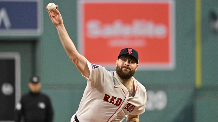 Sep 17, 2025; Boston, Massachusetts, USA; Boston Red Sox starting pitcher Lucas Giolito (54) pitches against the Athletics during the first inning at Fenway Park. Mandatory Credit: Eric Canha-Imagn Images Sep 17, 2025; Boston, Massachusetts, USA; Boston Red Sox starting pitcher Lucas Giolito (54) pitches against the Athletics during the first inning at Fenway Park. Mandatory Credit: Eric Canha-Imagn Images