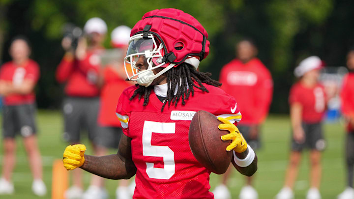 Jul 22, 2024; St. Joseph, MO, USA; Kansas City Chiefs wide receiver Marquise (Hollywood) Brown (5) celebrates after catching a pass during training camp at Missouri Western State University. Mandatory Credit: Denny Medley-Imagn Images Jul 22, 2024; St. Joseph, MO, USA; Kansas City Chiefs wide receiver Marquise (Hollywood) Brown (5) celebrates after catching a pass during training camp at Missouri Western State University. Mandatory Credit: Denny Medley-Imagn Images