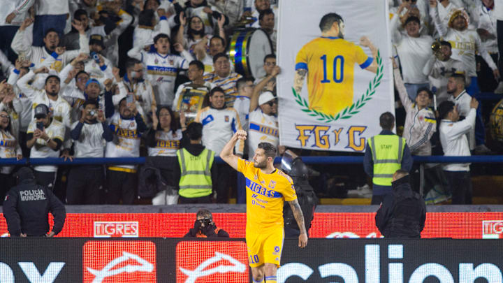 Gignac en la victoria de Tigres sobre Pumas. Gignac en la victoria de Tigres sobre Pumas.