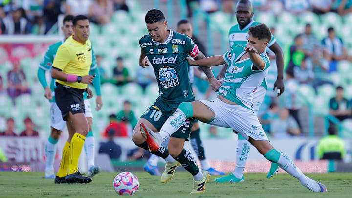Santos Laguna v Leon - Torneo Apertura 2025 Liga MX Santos Laguna v Leon - Torneo Apertura 2025 Liga MX